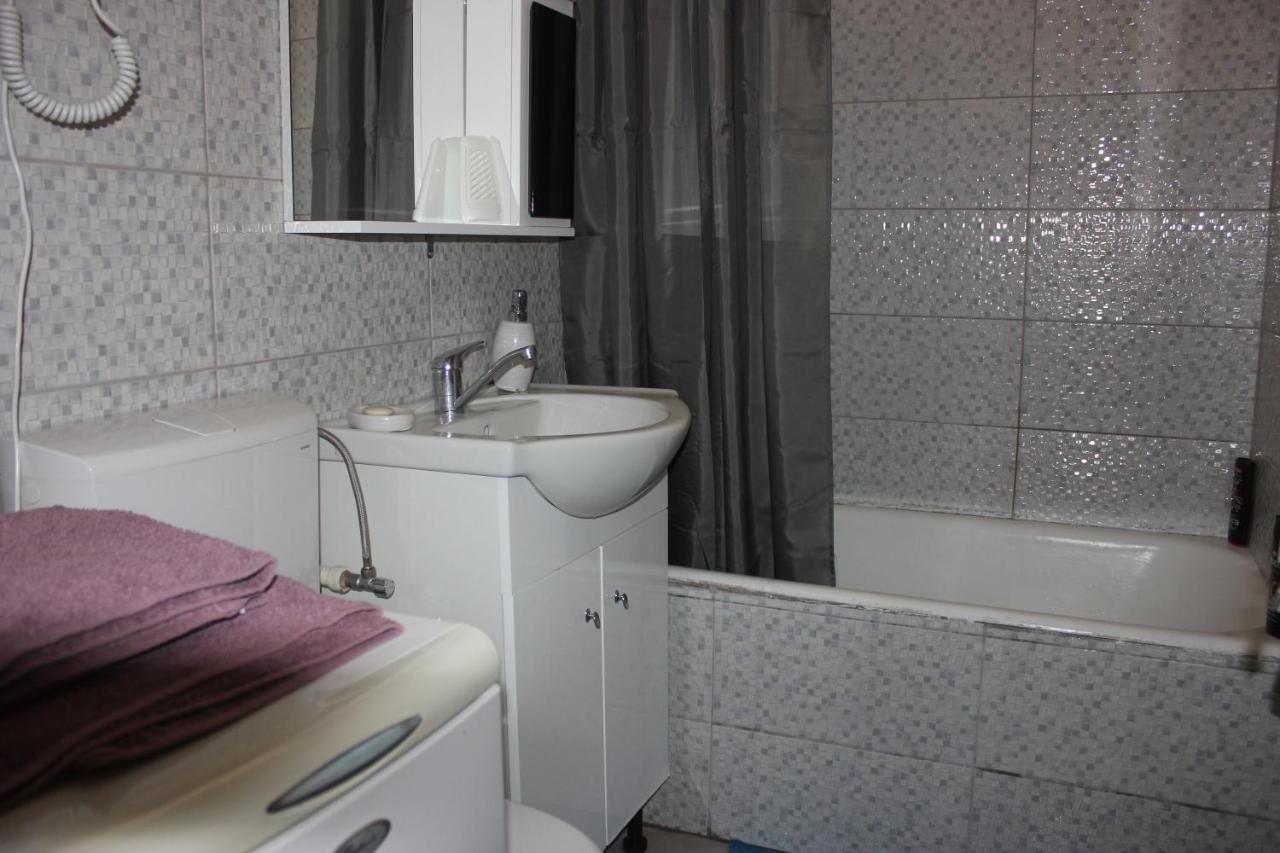 Casa Suzana Appartement Piatra Neamţ Buitenkant foto